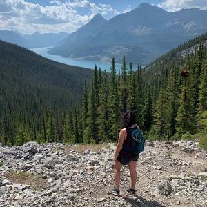 Meet your Posher, Alia